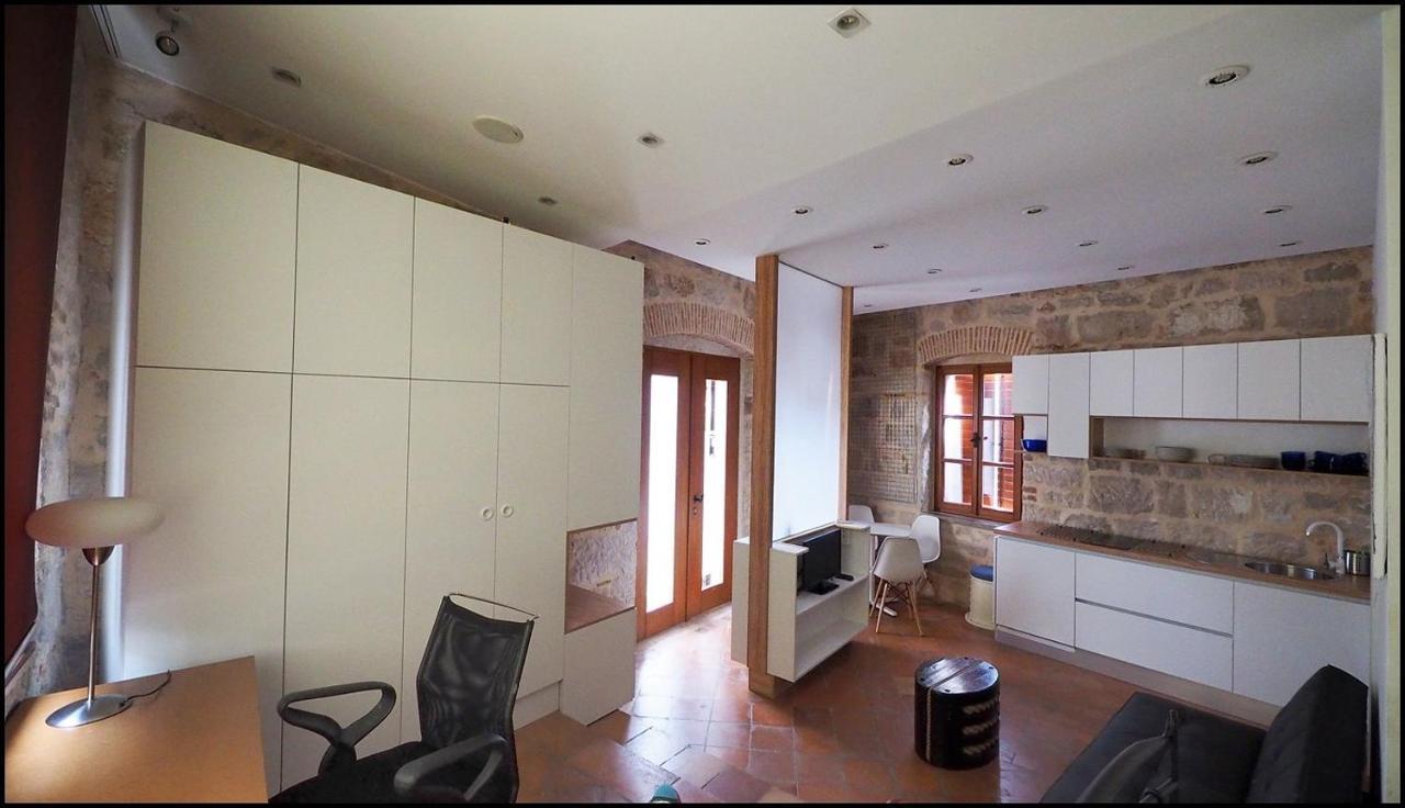 Sweet Suite Kastel Old Town Funtana Exterior foto